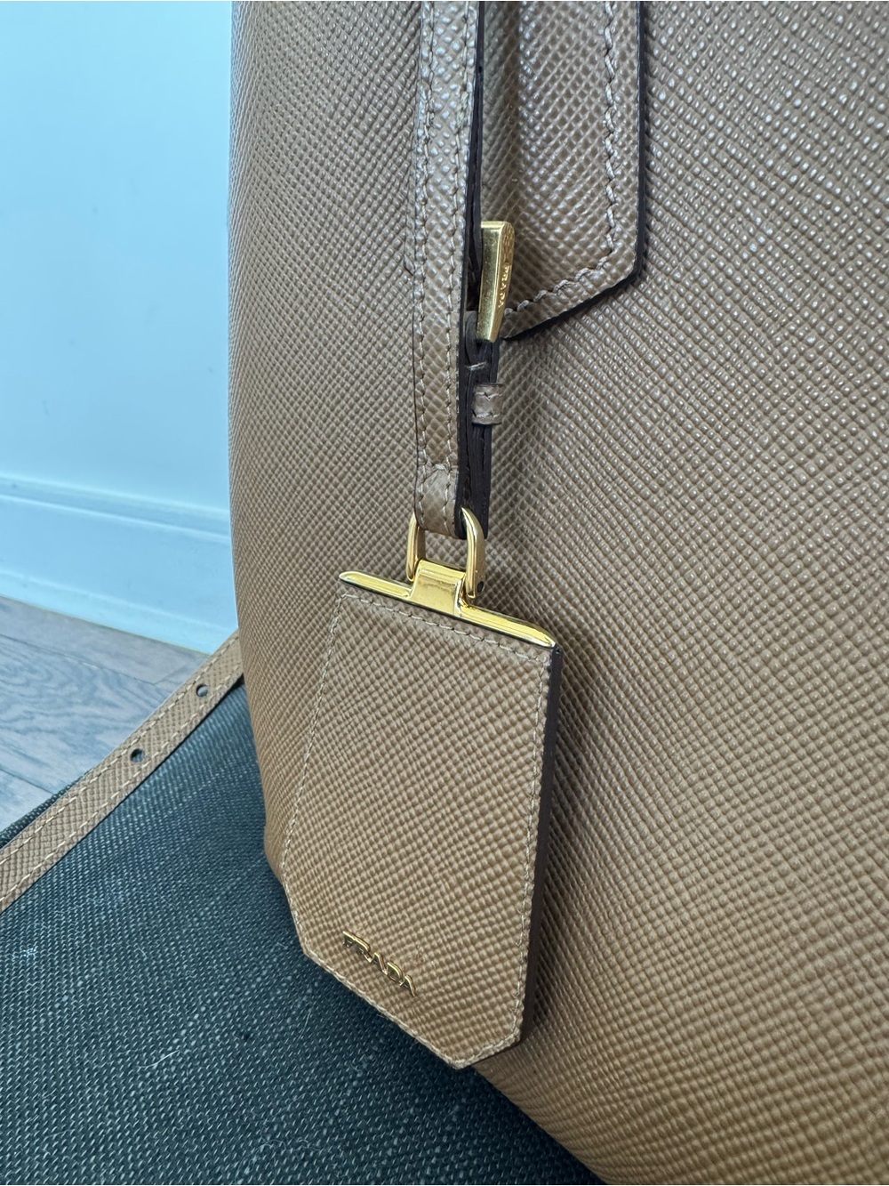 Prada Brown Double Saffiano Tote with Turquoise Interior Rare - Picture 3 of 13